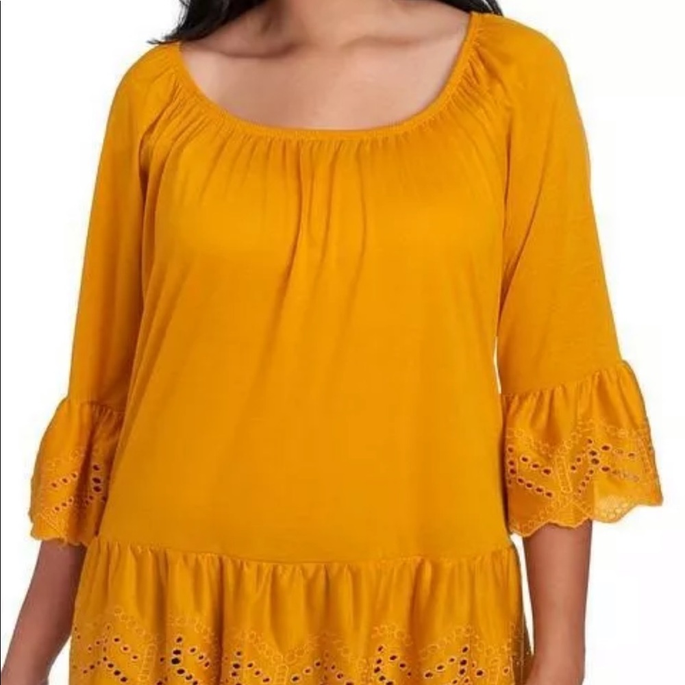 Fever gold peasant boho eyelet lace top. Size 1X